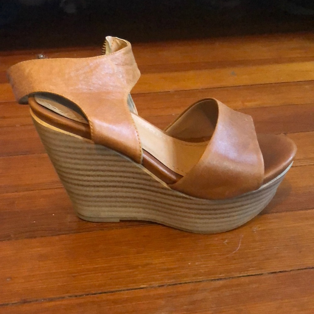 Wedges - Picture 4 of 5